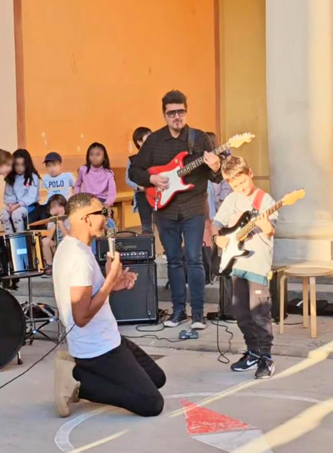 Membres de la banda durant un assaig
